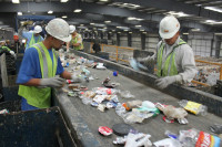 Anglia praca fizyczna przy sortowaniu odpadów-śmieci bez języka od zaraz Leeds