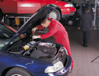 Praca Anglia dla mechanika samochodowego w Chesterfield (niewymagana znajomość języka)